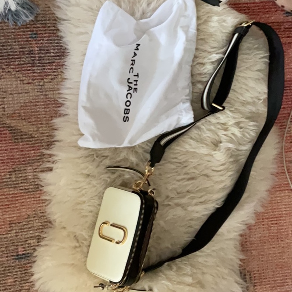 Marc Jacobs White and Black Women's Bag